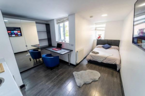 Stylish Studio for short term near the City!